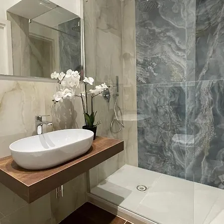 住宿加早餐酒店 Vomero And Deluxe 4*