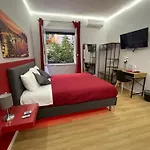 Vomero And Deluxe Bed and Breakfast