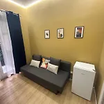 Bed and Breakfast Vomero And Deluxe Νάπολη