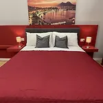 Bed and Breakfast Vomero And Deluxe 4*